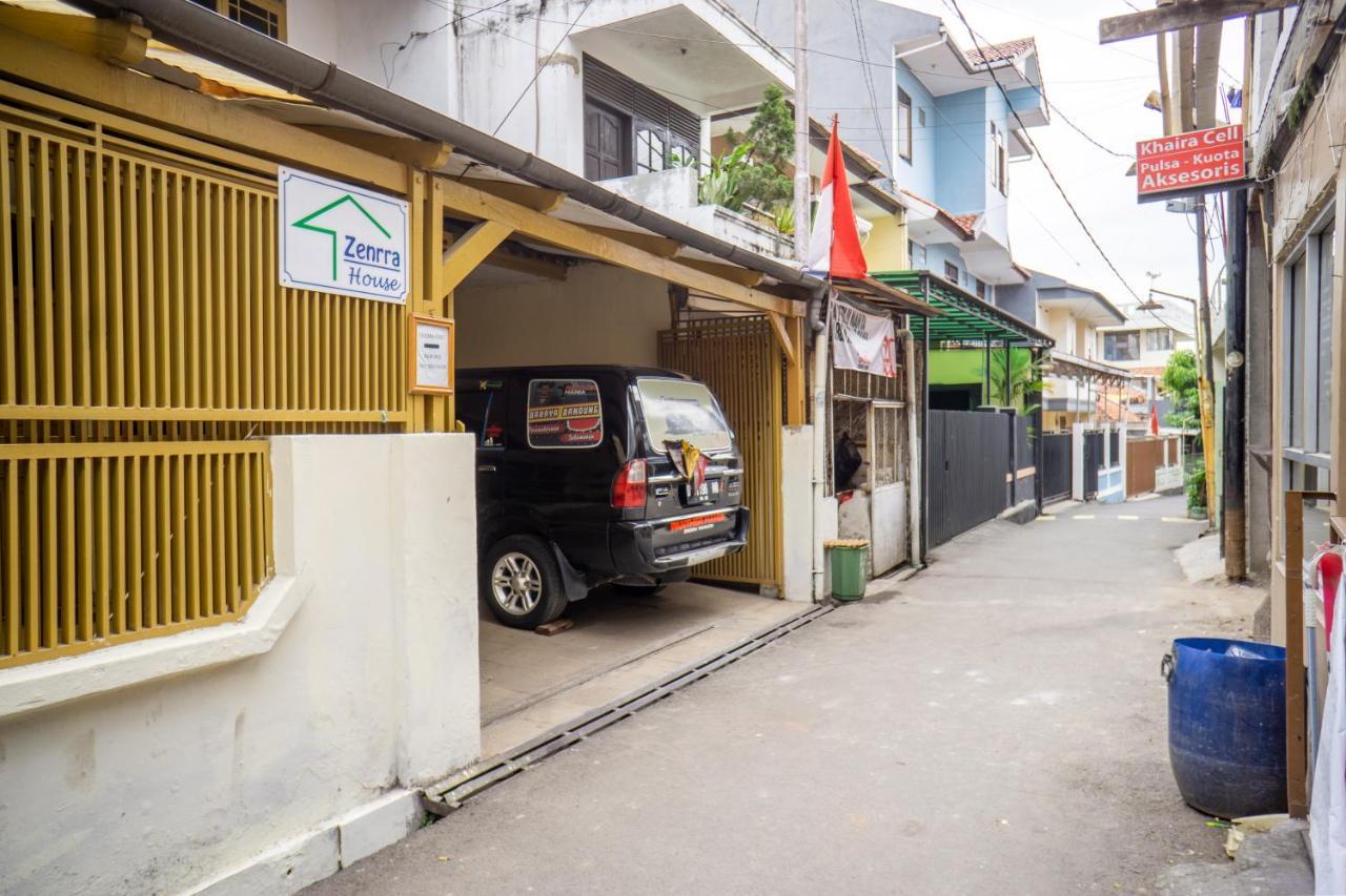 Albergue Zenrra Backpacker Bandung Exterior foto