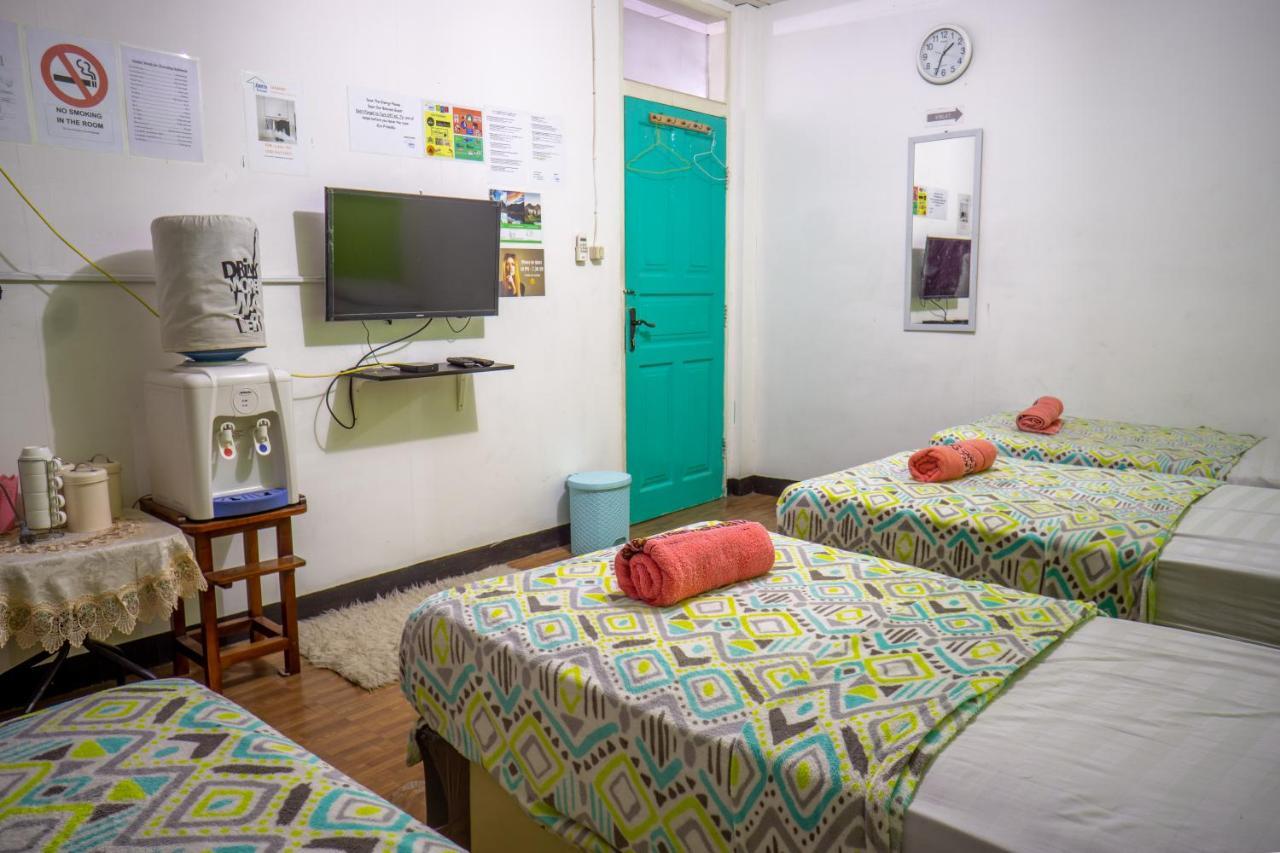 Albergue Zenrra Backpacker Bandung Exterior foto